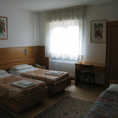 Hotel Oasi Trento Exteriör bild