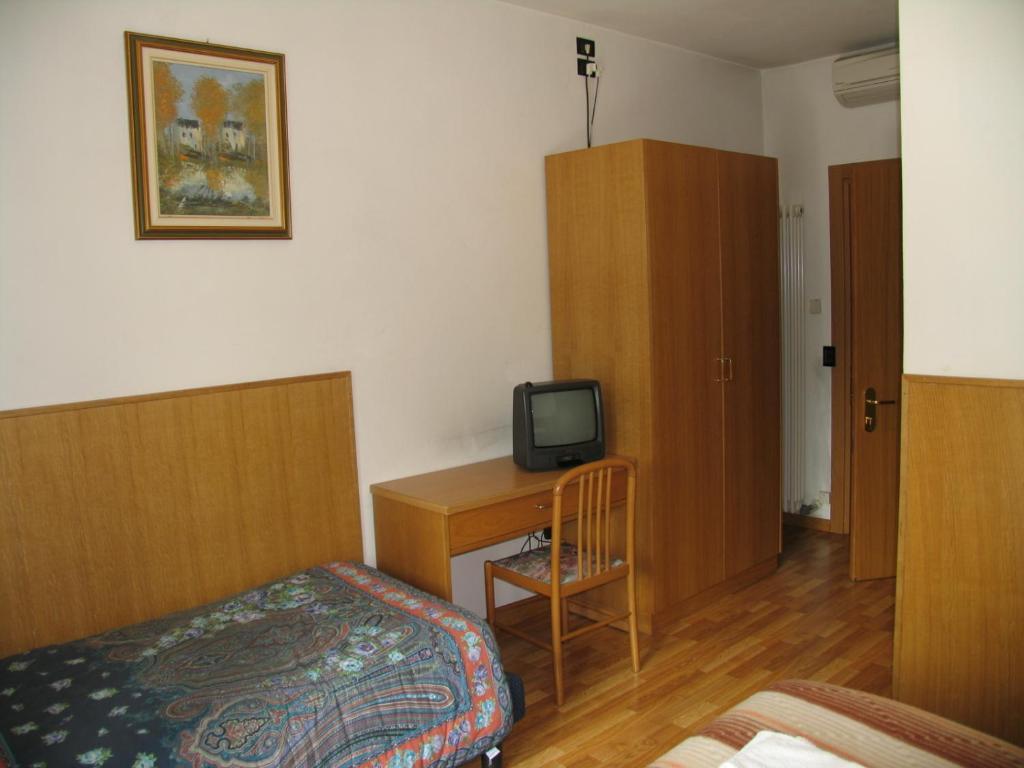 Hotel Oasi Trento Exteriör bild