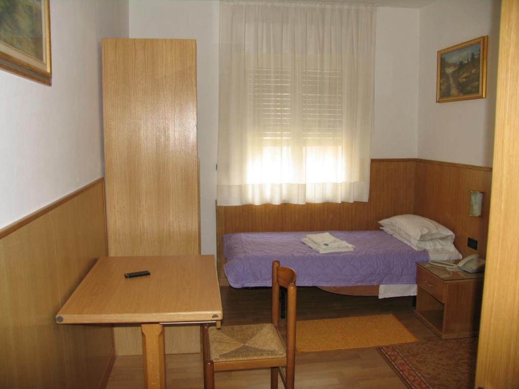 Hotel Oasi Trento Exteriör bild