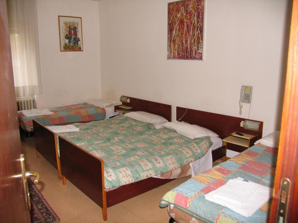 Hotel Oasi Trento Exteriör bild